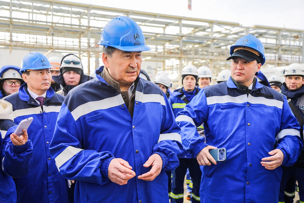 Члены общенациональной коалиции встретились с сотрудниками Атырауского НПЗ