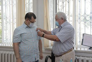             На Атырауском НПЗ вручили награды в честь Дня химика 